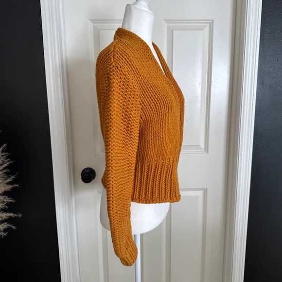 Free People Glow For It Crop Cardigan Sweater
 Size XS
Mustard yellow - Picture 5 of 12